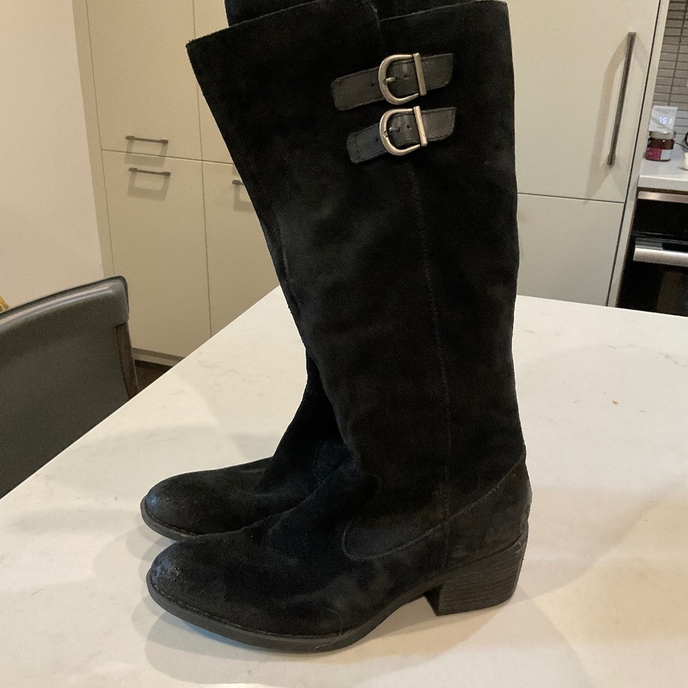 Born Basil Black Distressed Suede Riding Boot 10